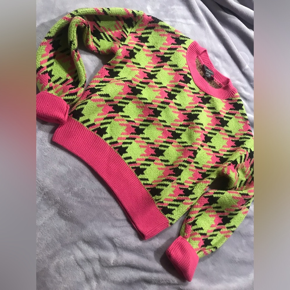 Knit sweater
